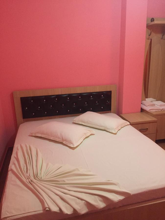 Shëngjin Hotel Besa מראה חיצוני תמונה